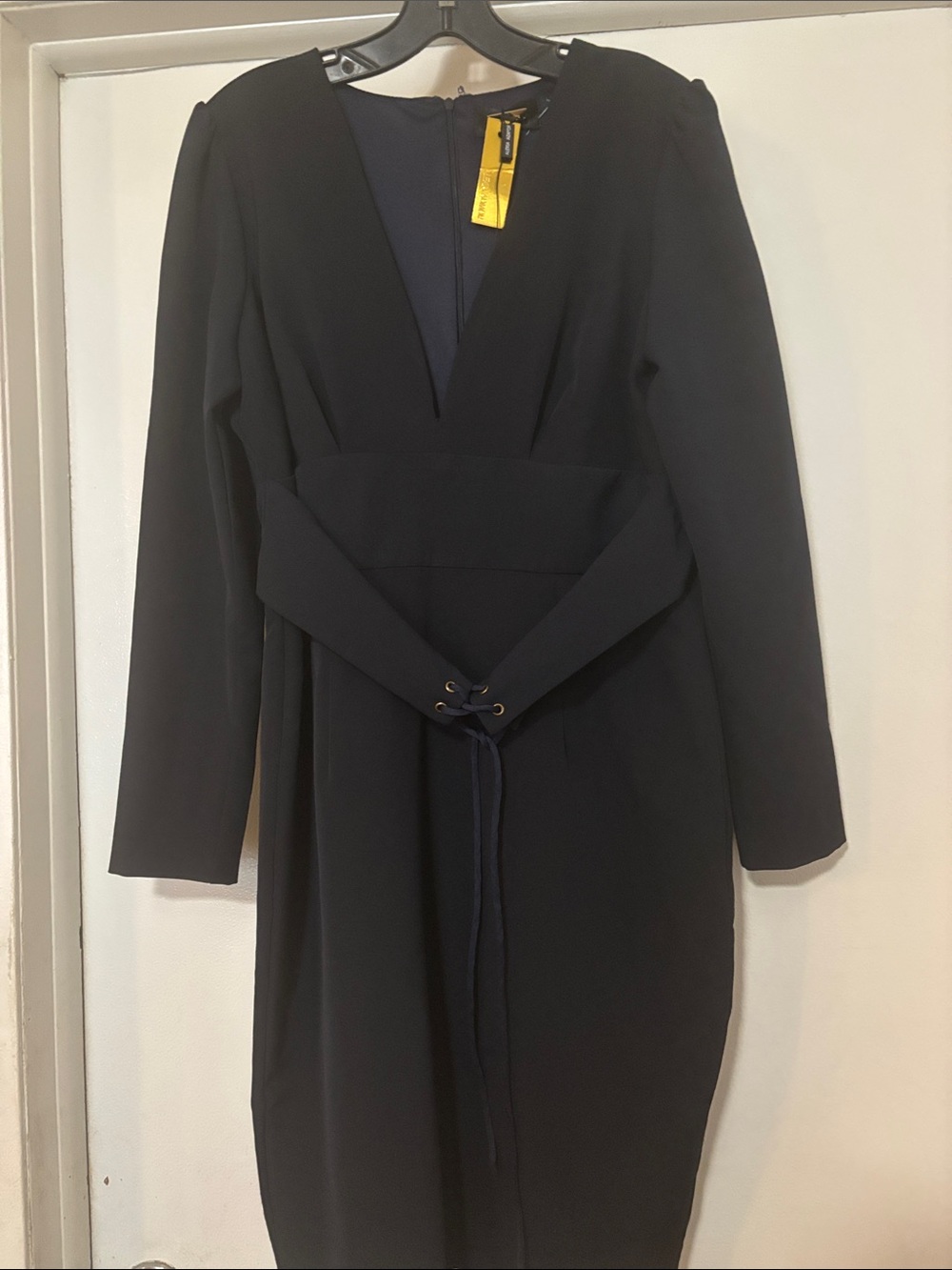 Alexia Admor Navy  Long-Sleeve V-Neck Tie-Front Dress